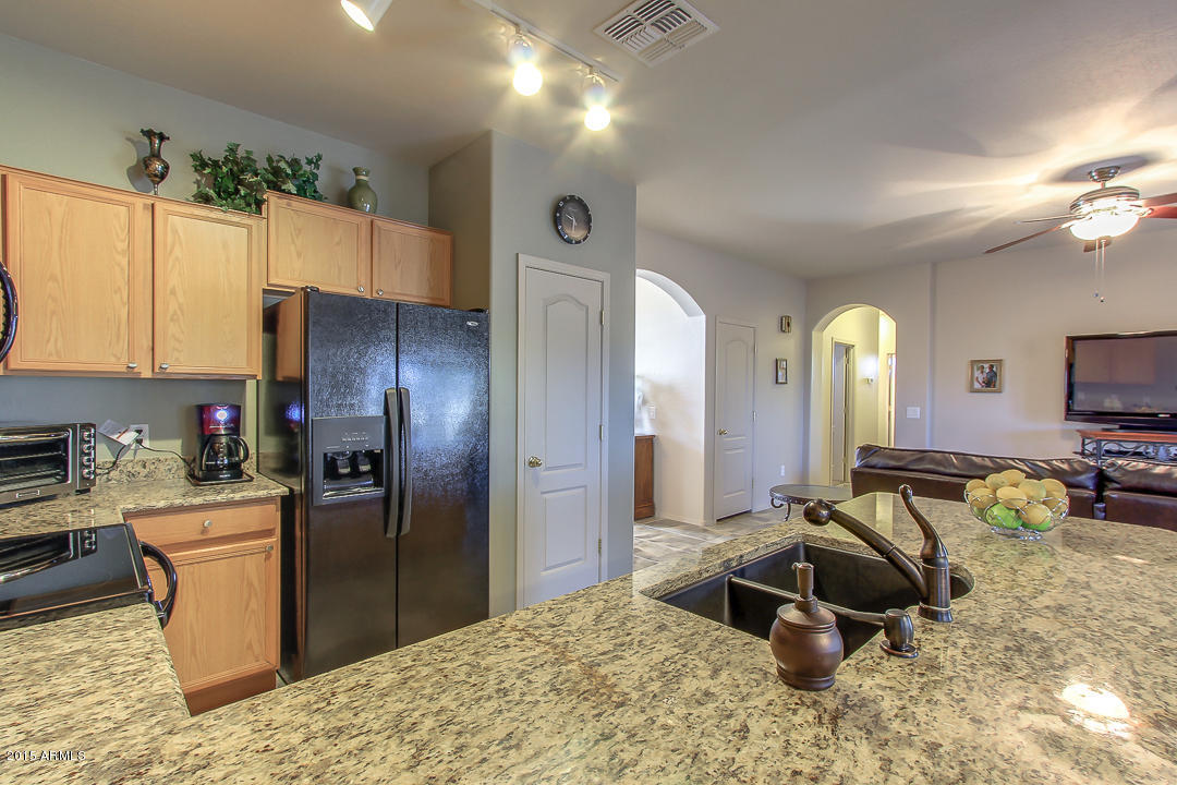 24178 Rooster Road Florence, AZ 85132 - Photo 15 of 42 Rooster-15