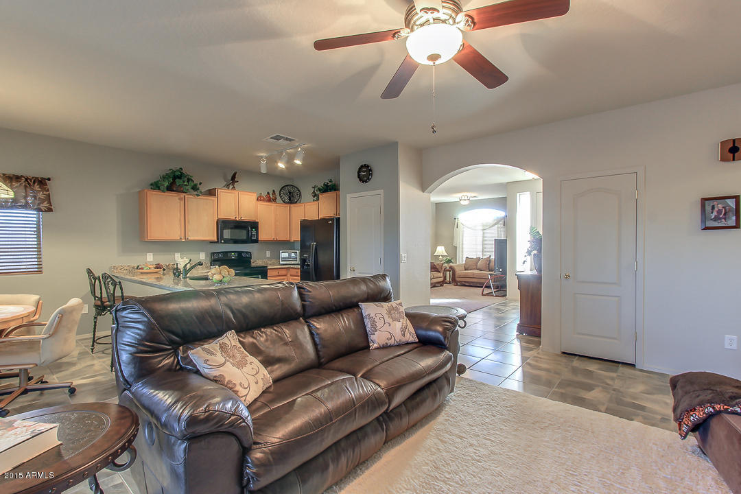 24178 Rooster Road Florence, AZ 85132 - Photo 10 of 42 Rooster-10
