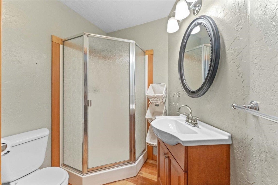 220 Squaw Valley Road McCloud, CA 96057 - Photo 33 of 37 Gallery Image 33