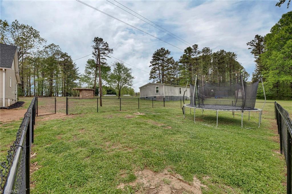 5013 Lassiter Mill Road Asheboro, NC 27205 - Photo 33 of 36 Gallery Image 33