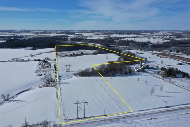 $1,700,000 | Old Military Road, Unit 1A, De Pere, WI 54115
