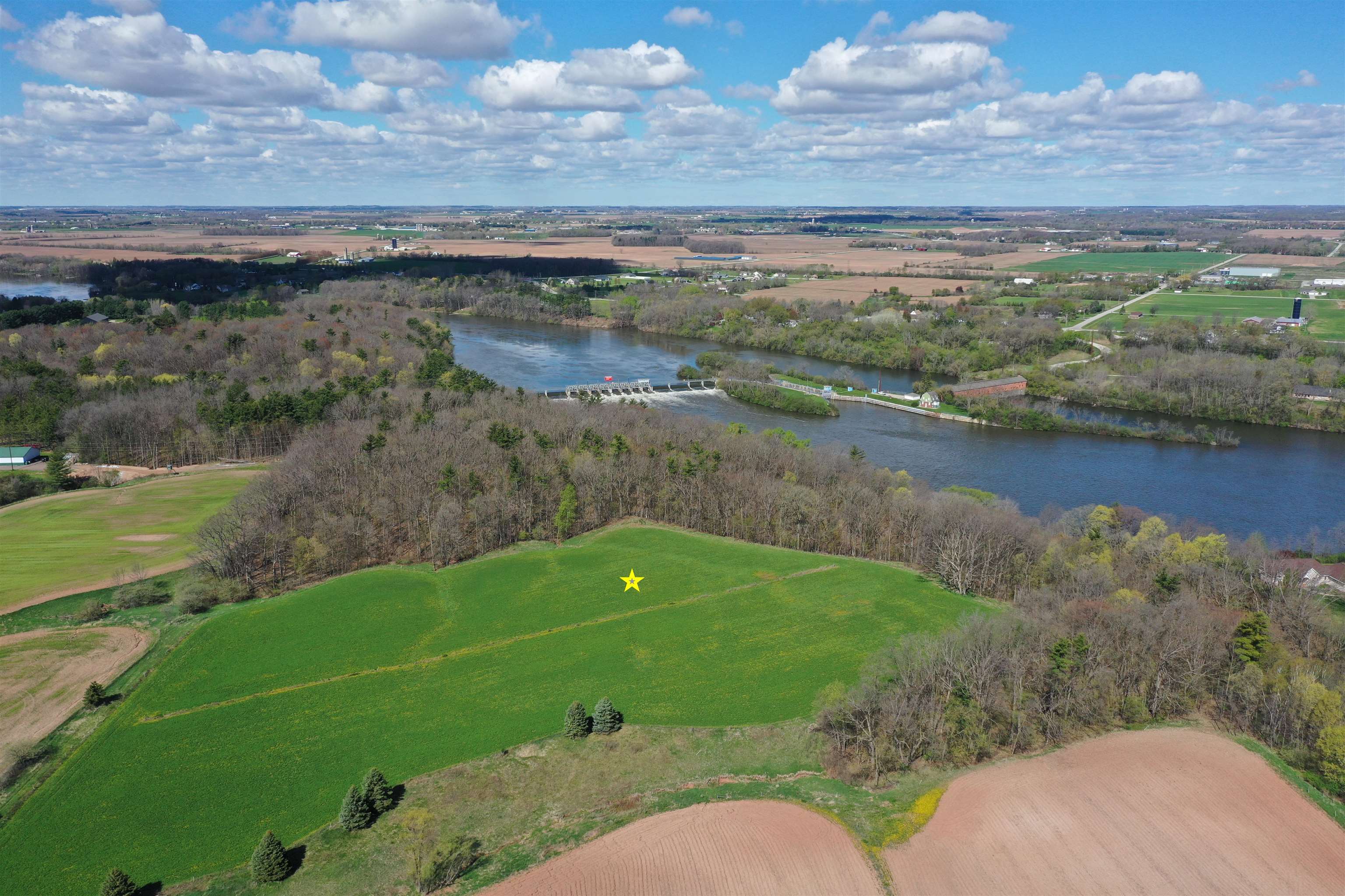 Old Military Road, Unit 1A De Pere, WI 54115 - Photo 3 of 35