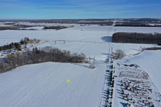 $1,700,000 | Old Military Road, Unit 1A, De Pere, WI 54115