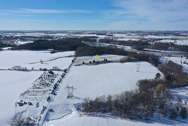 $1,700,000 | Old Military Road, Unit 1A, De Pere, WI 54115