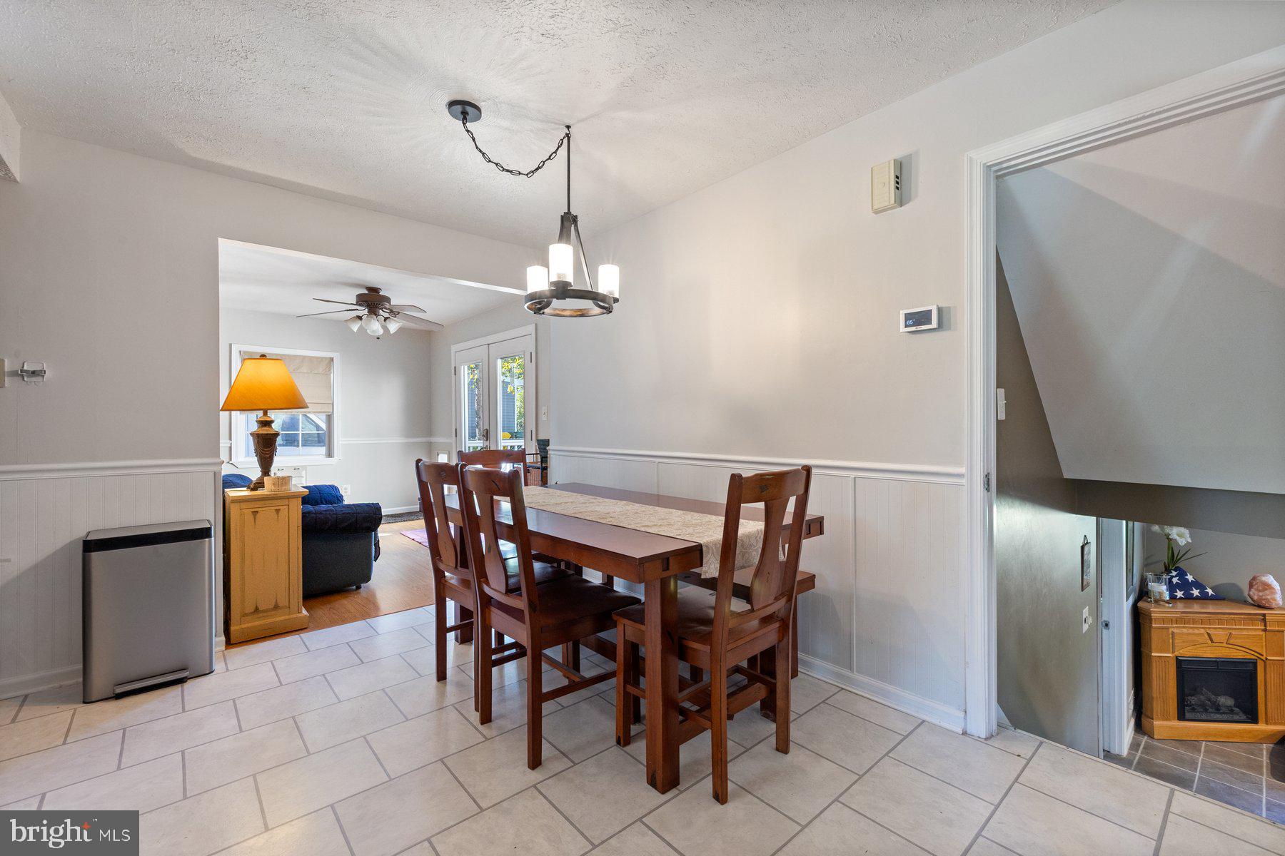 530 Rita Drive Odenton, MD 21113 - Photo 6 of 42 Dining Area