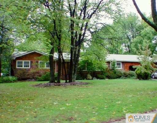 33 Greenwich Road Edison, NJ 08820 - Photo 1 of 2