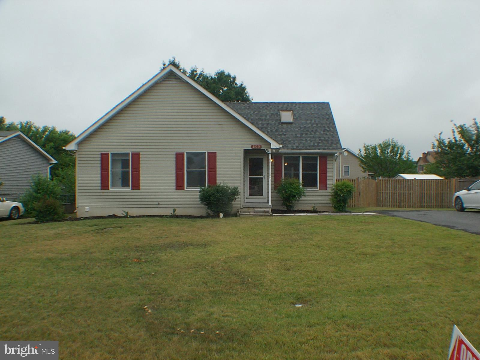 Exterior (Front)