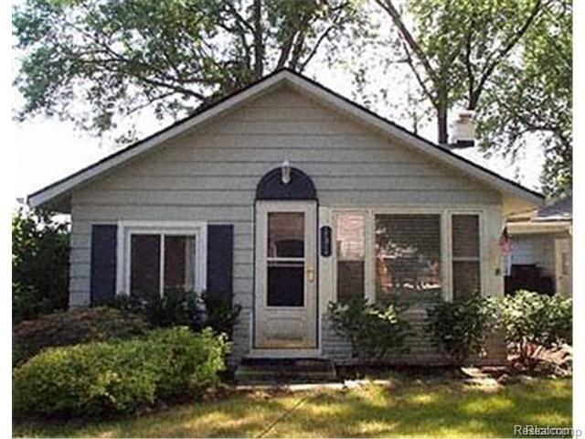 131 Rexton Street Novi, MI 48377 - Photo 1 of 29 131 Rexton Front.jpg