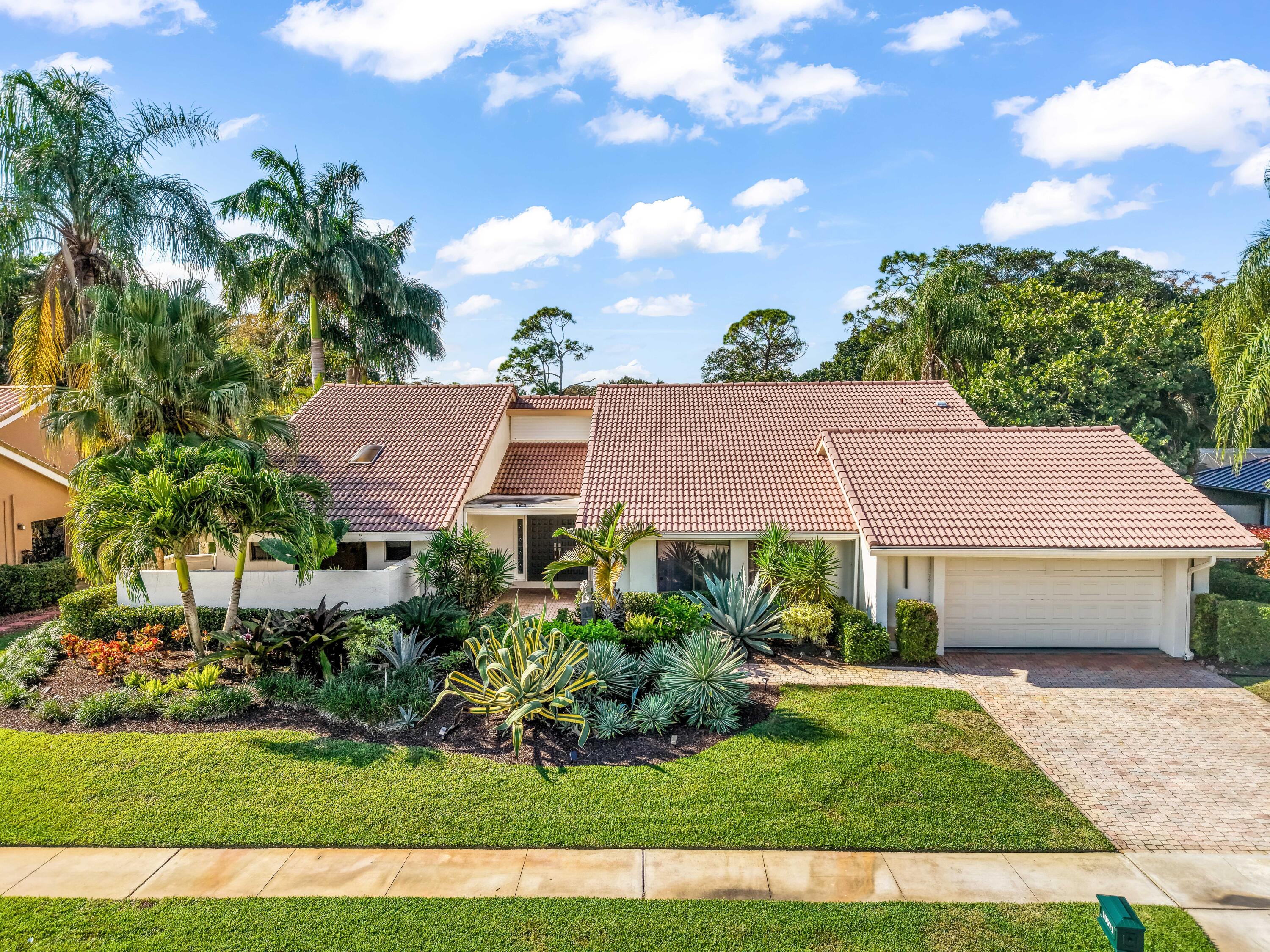 10571 Boca Woods Lane Boca Raton, FL 33428 - Photo 1 of 81 DJI_20251219131130_0214_D