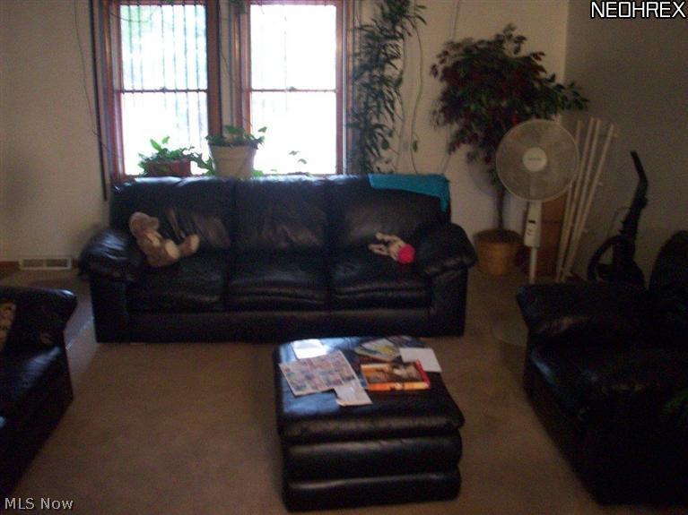 349 Skyview Road Cleveland, OH 44109 - Photo 10 of 11 Gallery Image 10