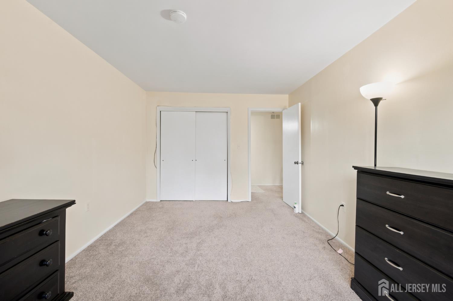 1005 Robin Road Hillsborough, NJ 08844 - Photo 24 of 46