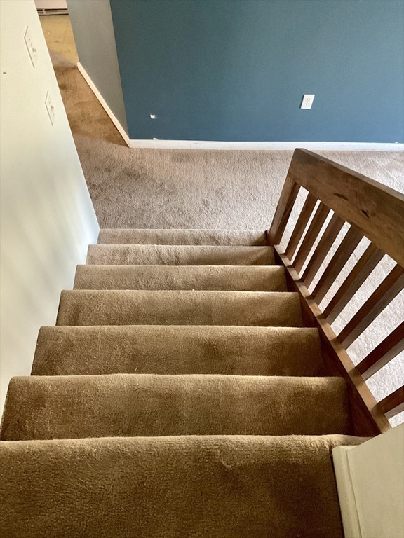 28 Southbridge Road, Unit 402 Charlton, MA 01507 - Photo 14 of 41