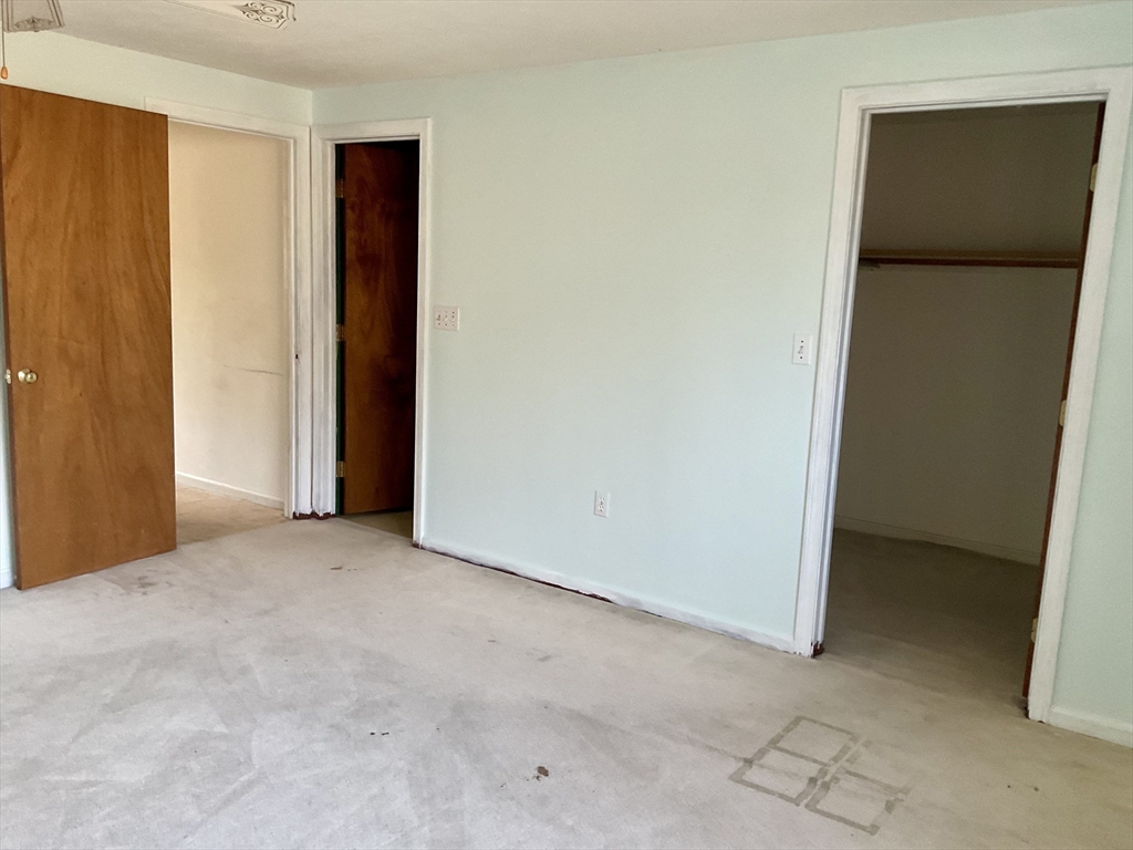 28 Southbridge Road, Unit 402 Charlton, MA 01507 - Photo 23 of 41