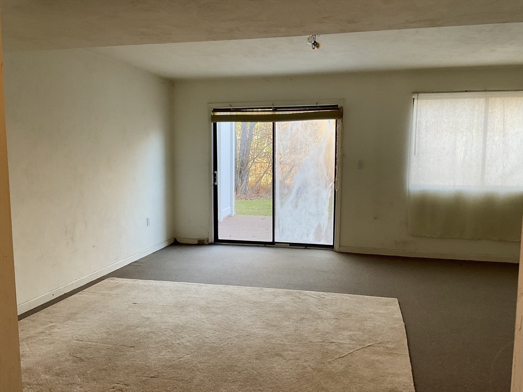 28 Southbridge Road, Unit 402 Charlton, MA 01507 - Photo 35 of 41