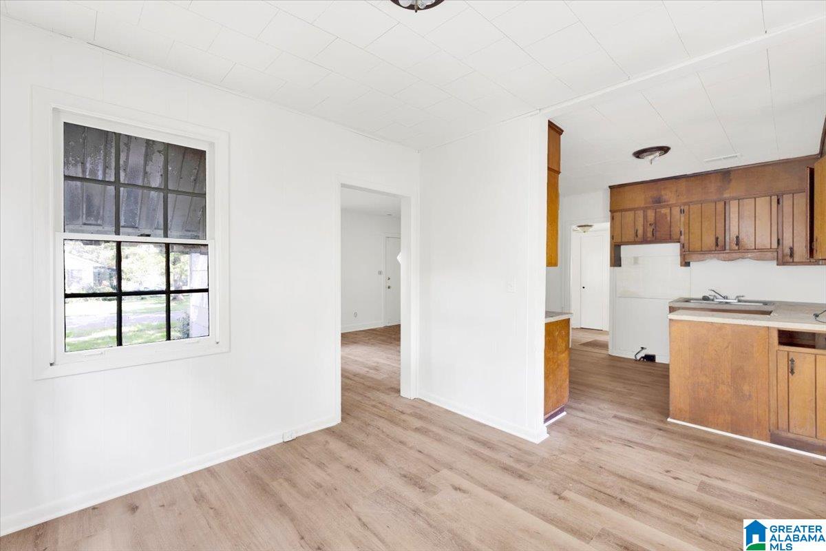 237 20th Street Southwest Birmingham, AL 35211 - Photo 4 of 14