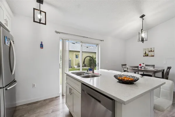 $2,100 | 2409 Lincolnshire Court, Kissimmee, FL 34743