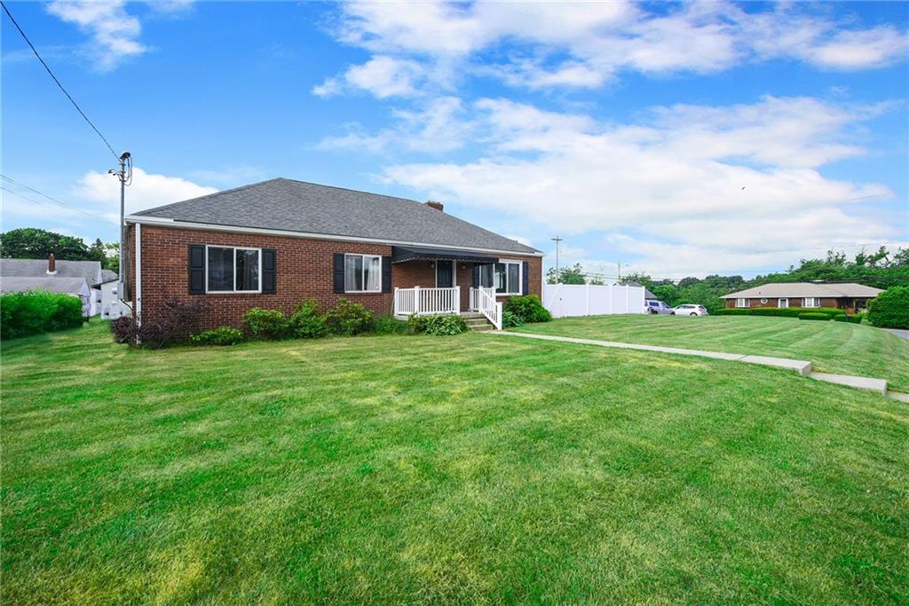 1225 Ridgeway Avenue Aliquippa, PA 15001 - Photo 2 of 25 Gallery Image 2