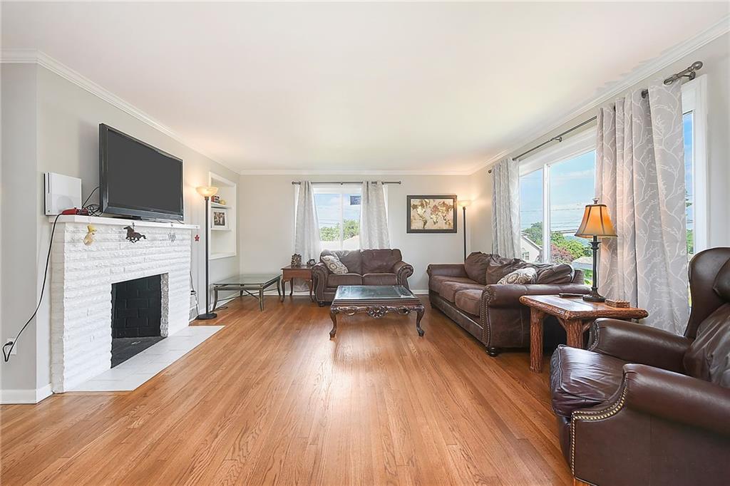 1225 Ridgeway Avenue Aliquippa, PA 15001 - Photo 3 of 25 Gallery Image 3