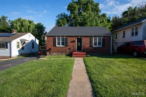 $135,000 | 3711 Aberdeen Avenue, Alton, IL 62002