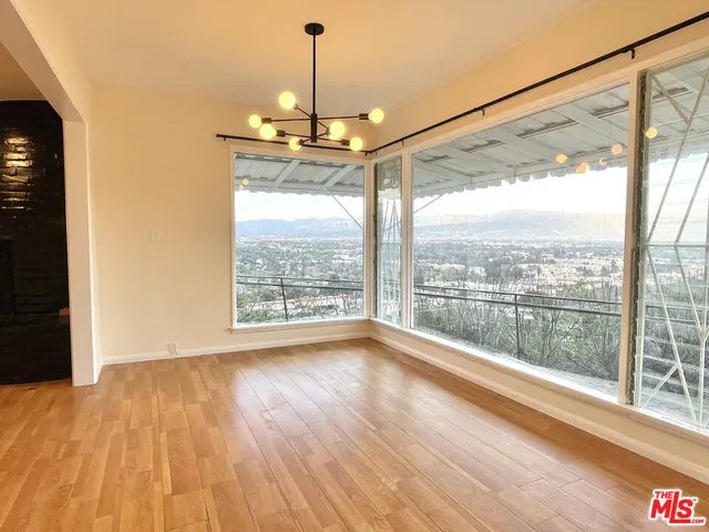 $7,950 | 3641 Sunswept Drive, Studio City, CA 91604