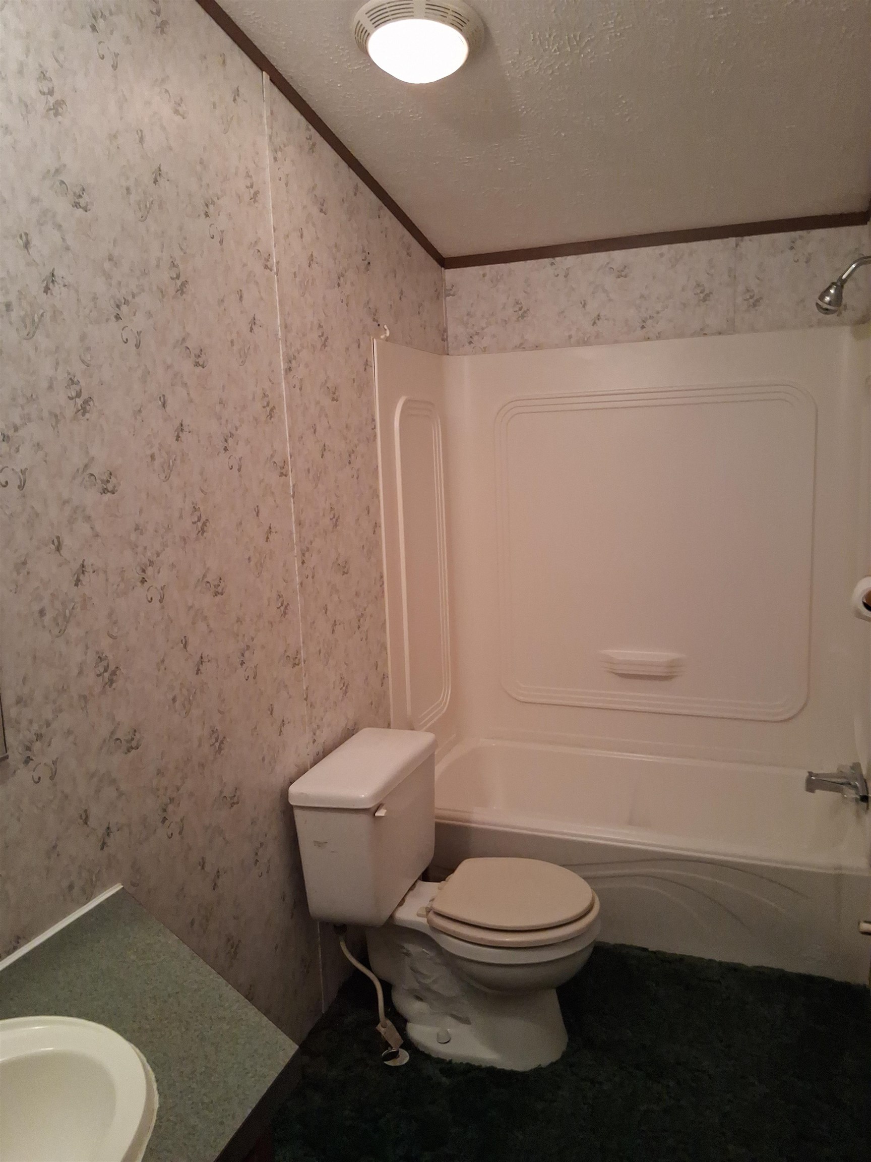 24 Flynn Road Tamworth, NH 03886 - Photo 8 of 12