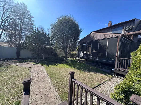 $541,930 | 13 James Street, Montrose, NY 10548