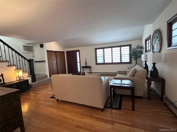 $541,930 | 13 James Street, Montrose, NY 10548
