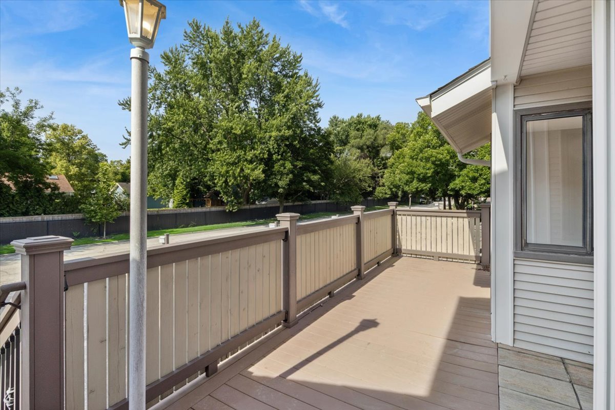 3082 Antelope Springs Road Northbrook, IL 60062 - Photo 23 of 28