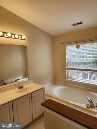 $2,400 | 507 Sylvan Court, Frederick, MD 21703