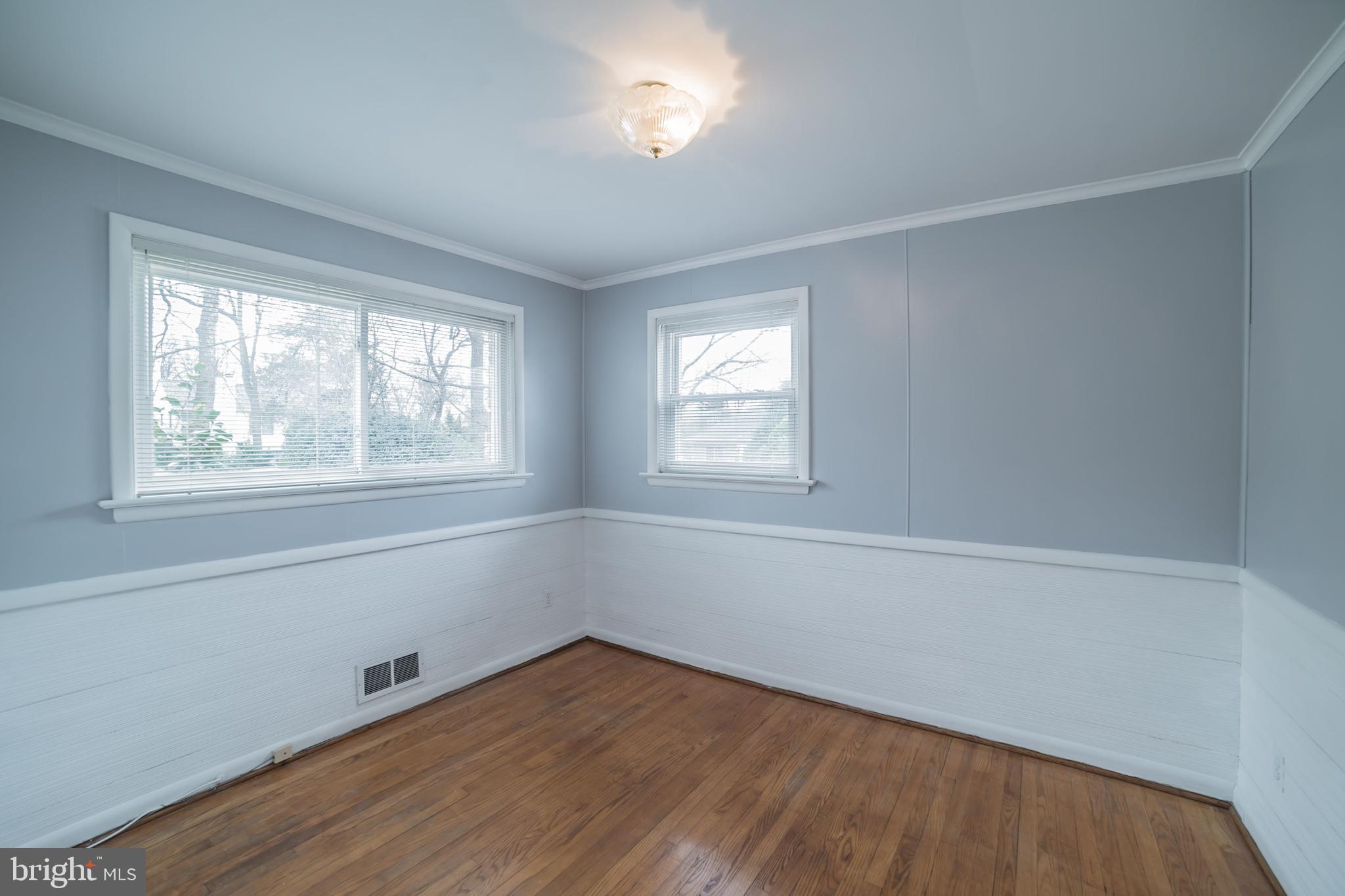 8805 Walnut Hill Road Chevy Chase, MD 20815 - Photo 17 of 32 Gallery Image 17