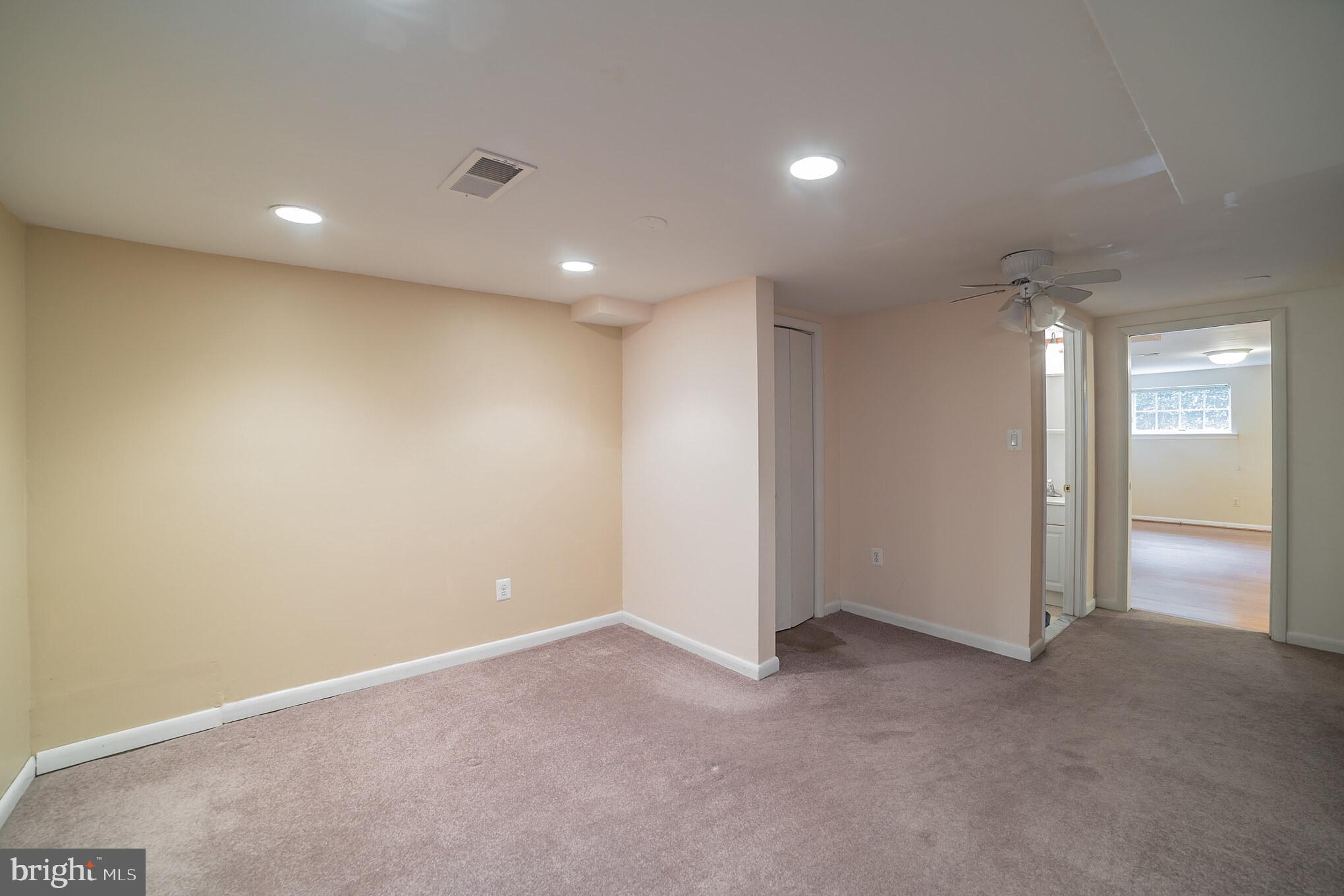 8805 Walnut Hill Road Chevy Chase, MD 20815 - Photo 20 of 32 Gallery Image 20