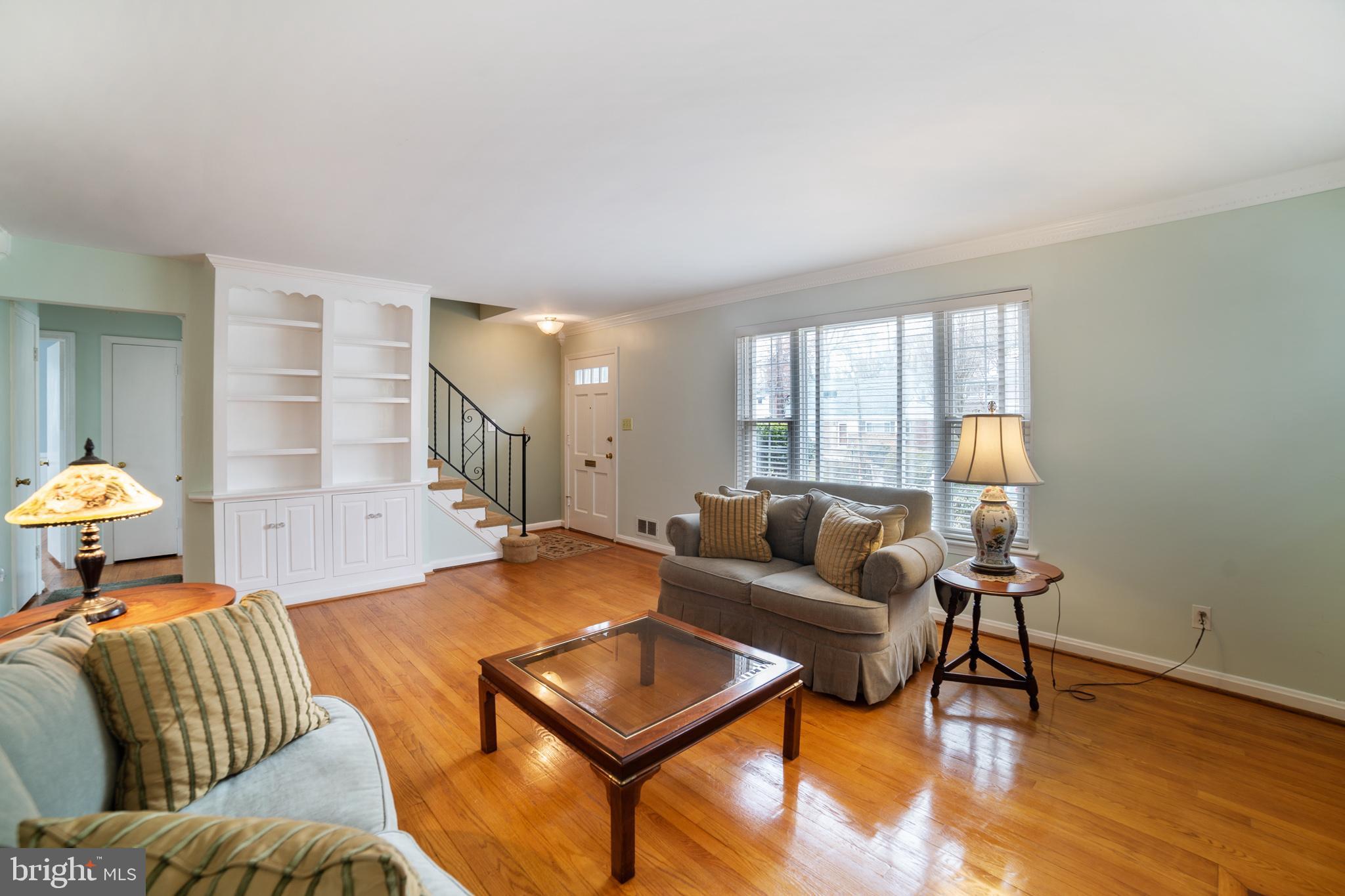 8805 Walnut Hill Road Chevy Chase, MD 20815 - Photo 6 of 32 Gallery Image 6