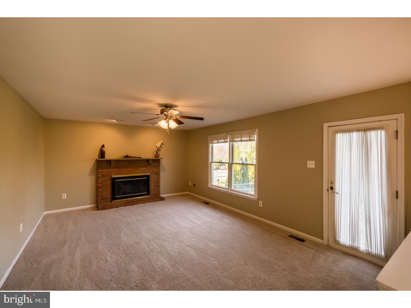 2271 Warner Road Lansdale, PA 19446 - Photo 2 of 22 Gallery Image 2