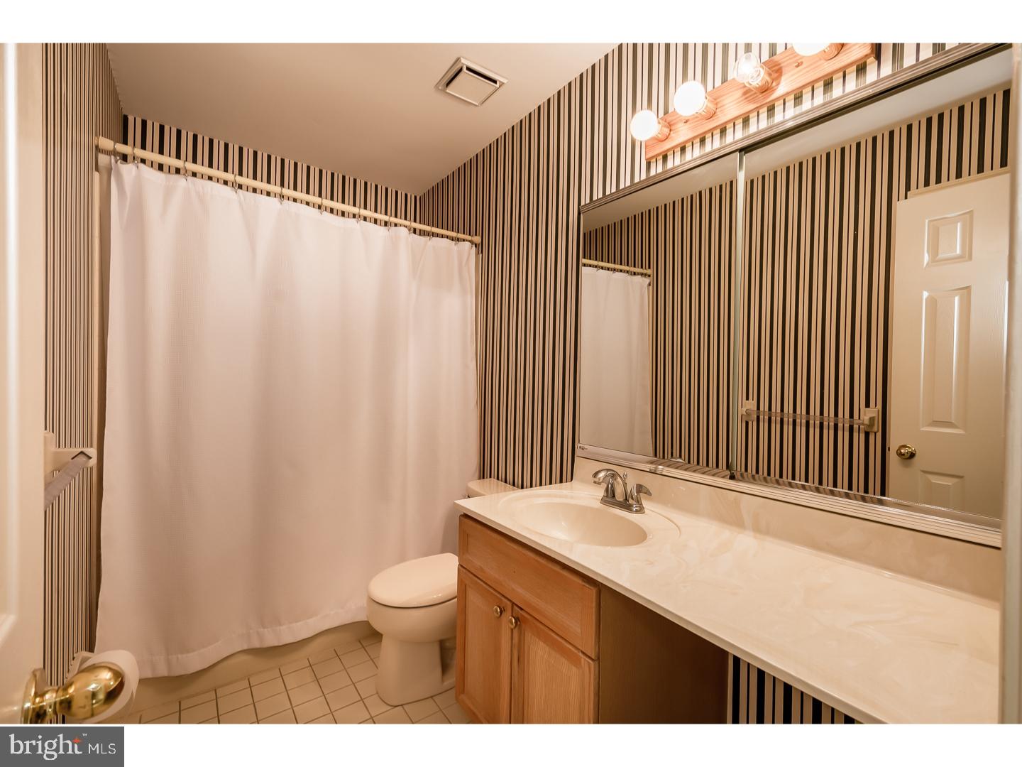 2271 Warner Road Lansdale, PA 19446 - Photo 10 of 22 Gallery Image 10