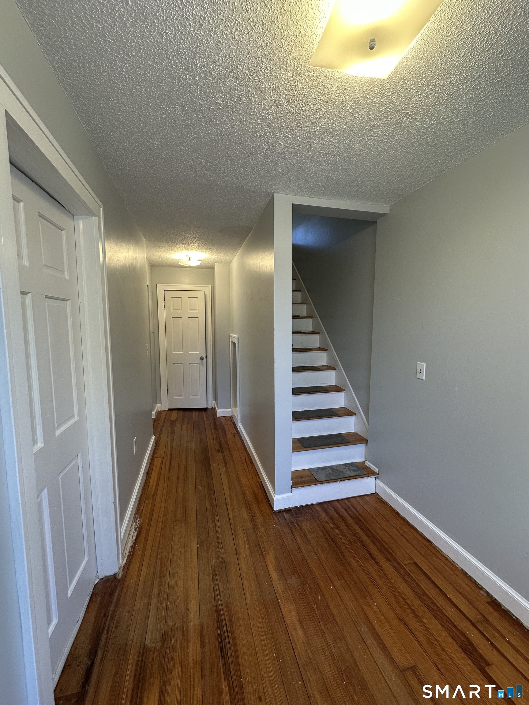 196 Ocean Avenue, Unit 2 New London, CT 06320 - Photo 6 of 10