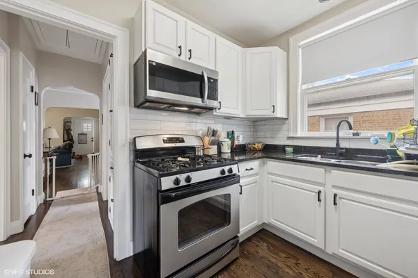 $299,000 | 2230 Keystone Avenue, North Riverside, IL 60546