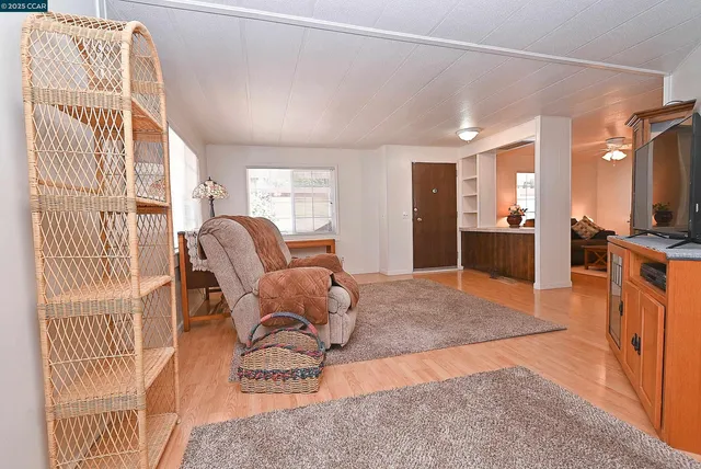 $120,000 | 109 Reef Drive, Unit 109, Pittsburg, CA 94565