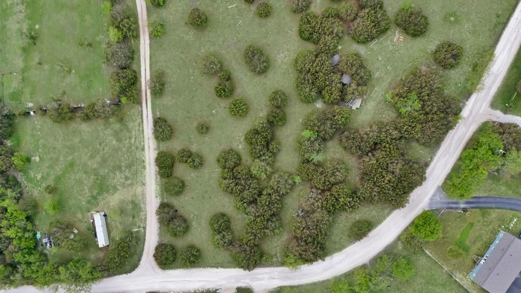 9112 Valley View Court Cleburne, TX 76033 - Photo 6 of 13 a view of a balcony with a yard