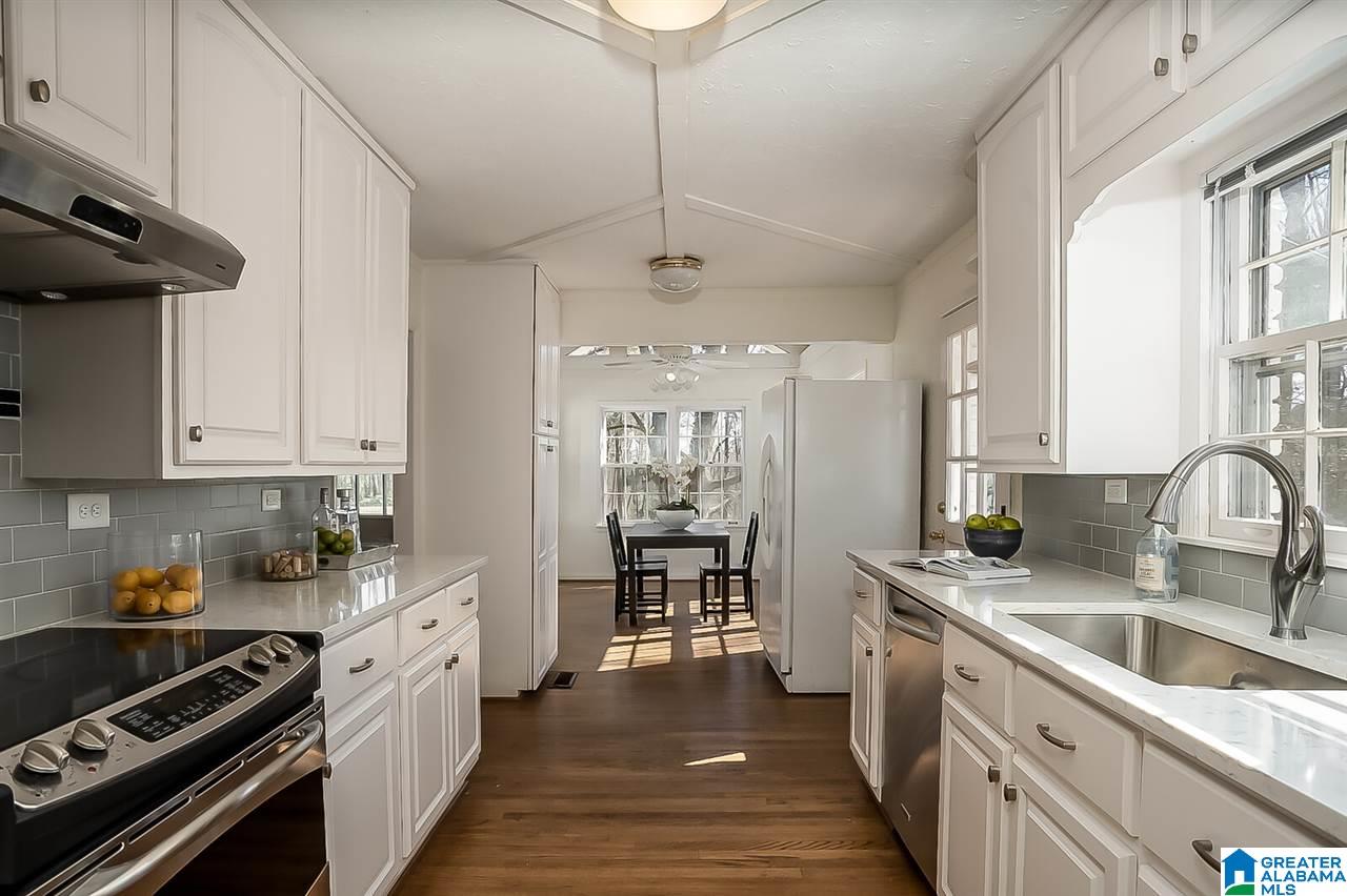 3703 Crestbrook Road Birmingham, AL 35223 - Photo 15 of 35