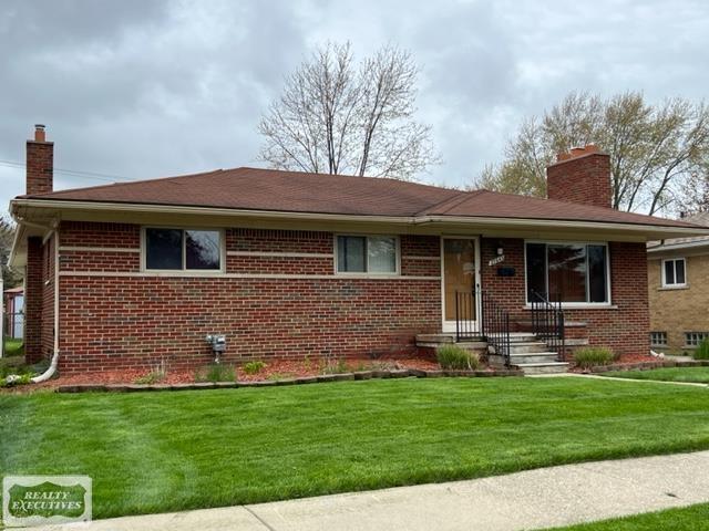 27643 Jean Road Warren, MI 48093 - Photo 2 of 29 50107490-1.JPG