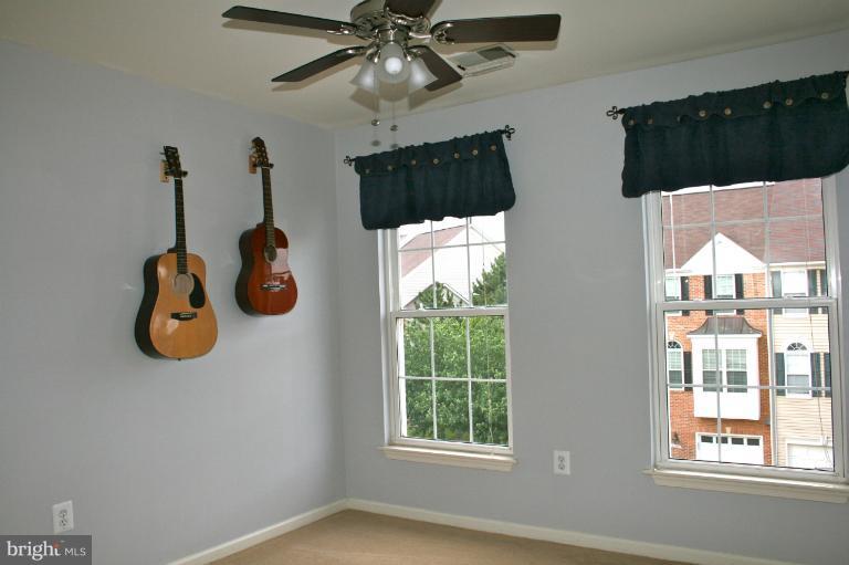 44097 Rising Sun Terrace Ashburn, VA 20147 - Photo 11 of 30 Bedroom