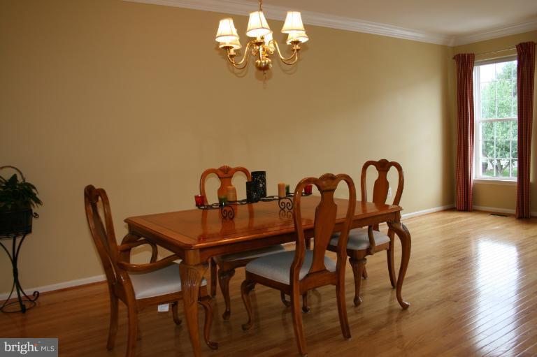 44097 Rising Sun Terrace Ashburn, VA 20147 - Photo 3 of 30 Dining Room