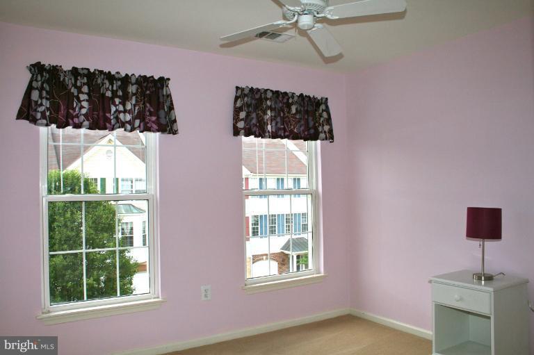 44097 Rising Sun Terrace Ashburn, VA 20147 - Photo 23 of 30 Bedroom
