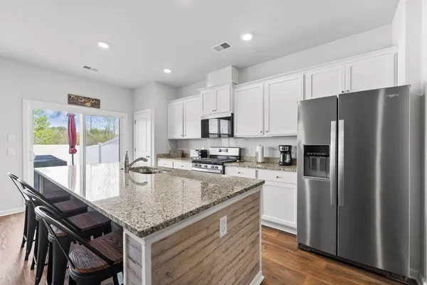 $320,000 | 129 Yarrow Way, Moncks Corner, SC 29461