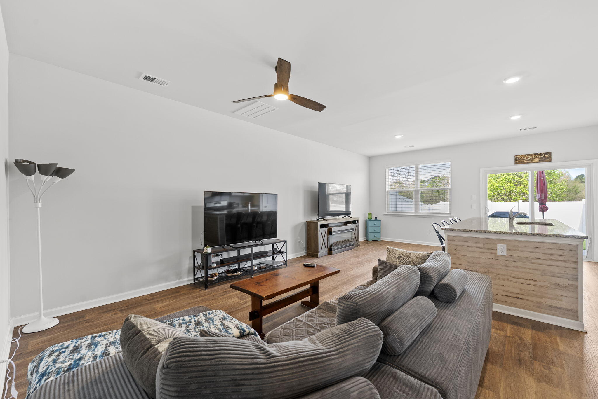 129 Yarrow Way Moncks Corner, SC 29461 - Photo 8 of 23 6-web-or-mls-DSC04488