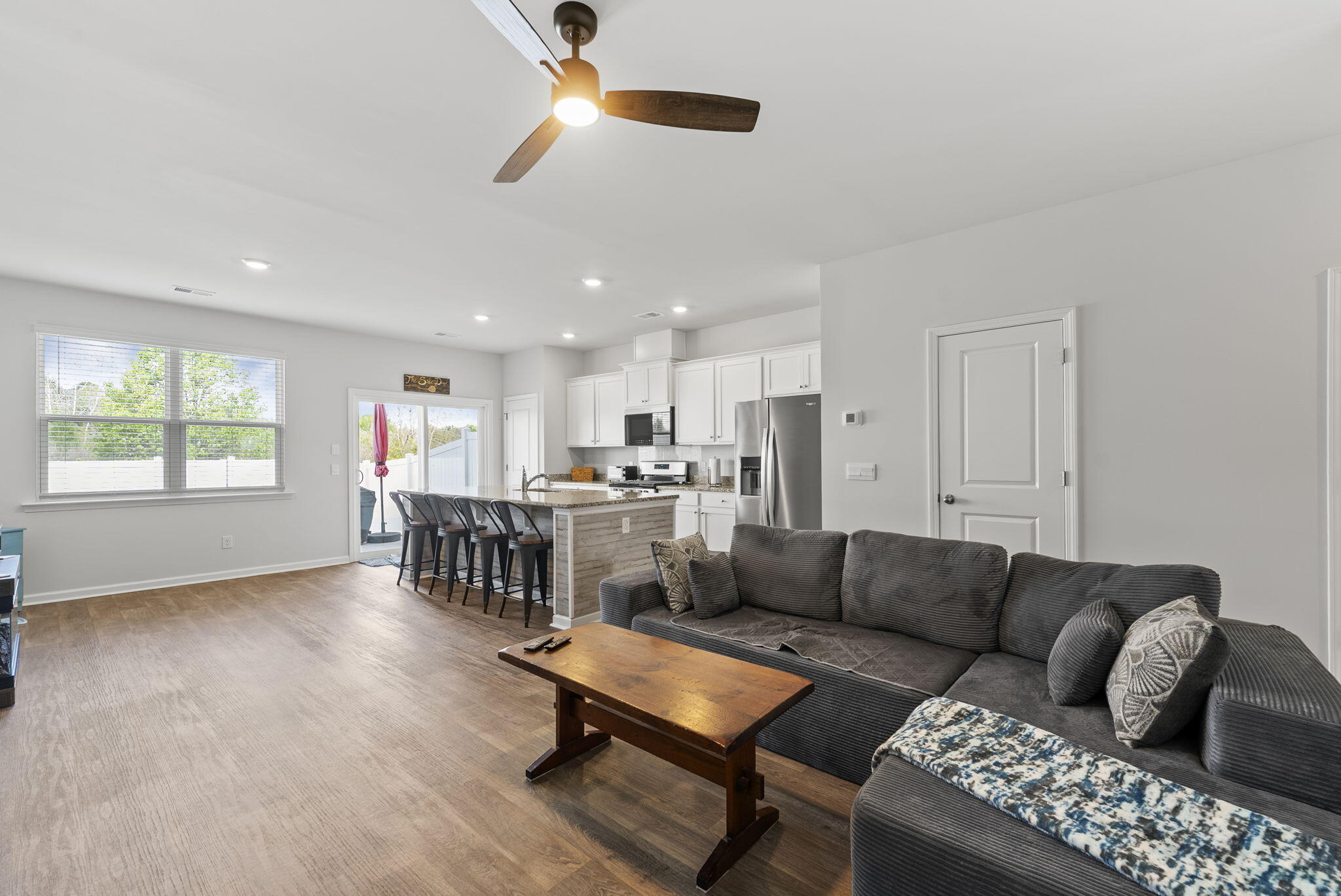 129 Yarrow Way Moncks Corner, SC 29461 - Photo 9 of 23 8-web-or-mls-DSC04494