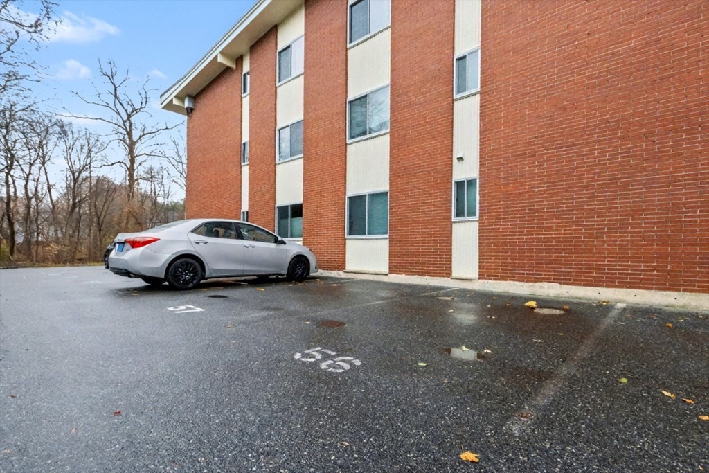 74 Beach Street, Unit 612 Woburn, MA 01801 - Photo 26 of 27