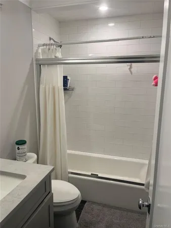 $8,500 | 70 Henry Avenue, Harrison, NY 10528