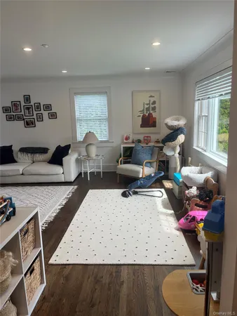 $8,500 | 70 Henry Avenue, Harrison, NY 10528