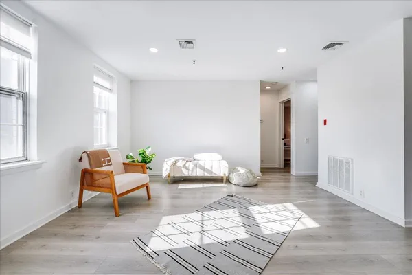 $4,400 | 1024 Clinton Street, Unit 504, Hoboken, NJ 07030